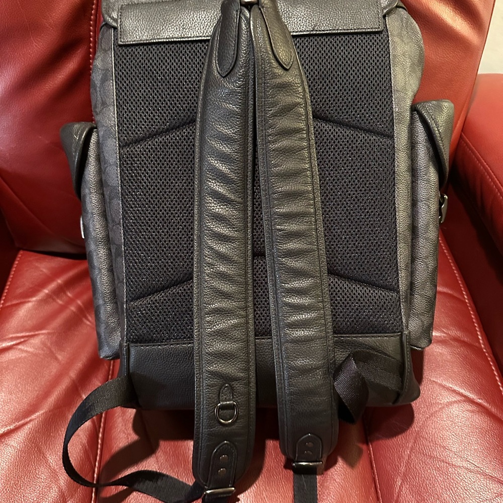 Coach Backpack - Picture 5 of 7